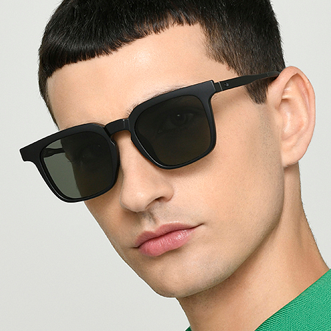 Lenskart Air Black Full Rim Square left side