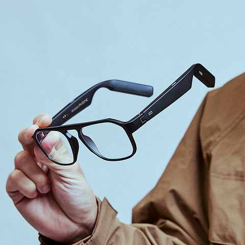 Phonic Black Full Rim Square right side