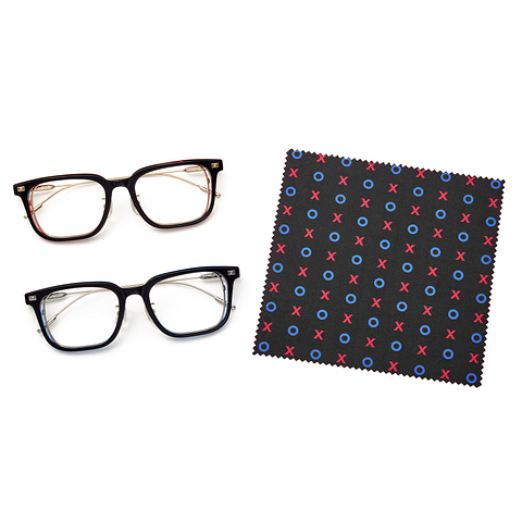 SQUID GAME × OWNDAYS Black Full Rim Wellington right side