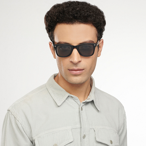 Vincent Chase Polarized Black Full Rim Square right side