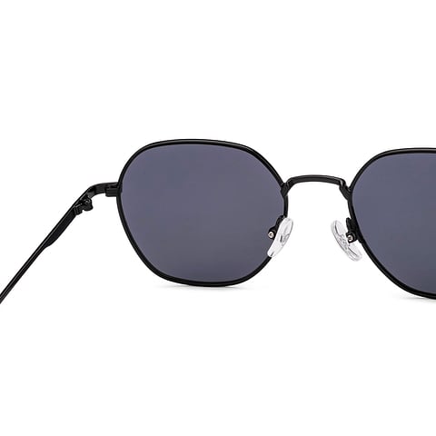 Vincent Chase Polarized Black Full Rim Geometric right side