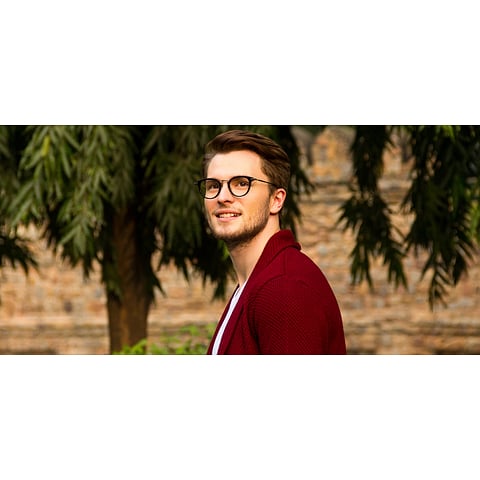 Lenskart Air Online Black Full Rim Round right side