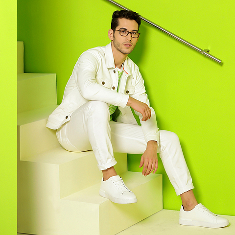 Lenskart Air Online Black Full Rim Rectangle left side