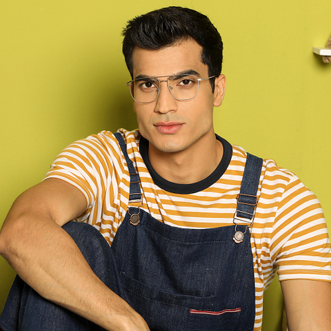 Vincent Chase Online Mid Gunmetal Full Rim Square left side