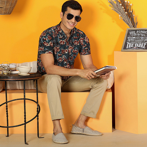Vincent Chase Online Silver Full Rim Aviator left side