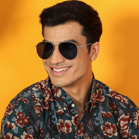 Vincent Chase Online Silver Full Rim Aviator left side
