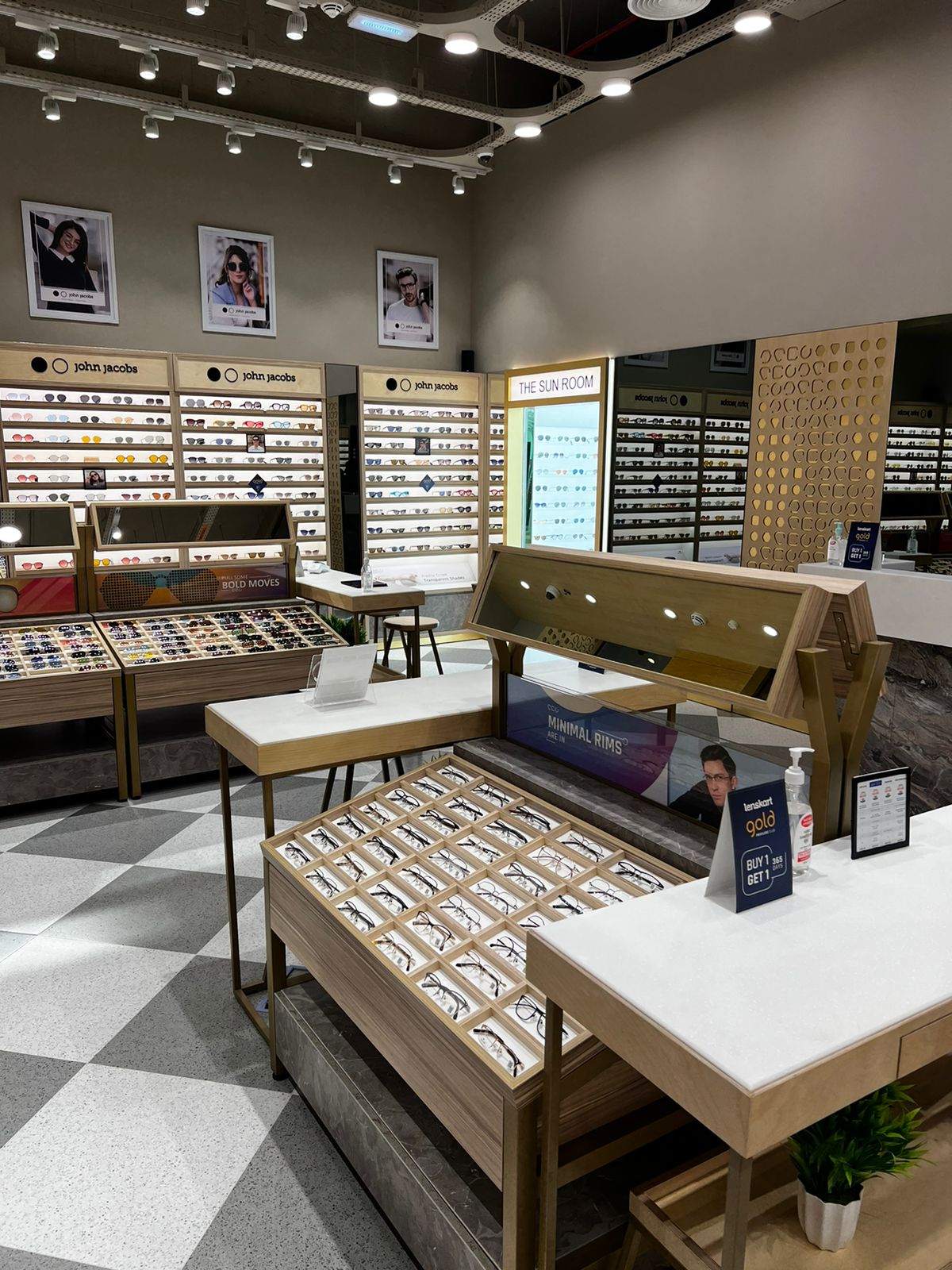 Lenskart Optician Near Me Lenskart In Dubai Festival City Mall