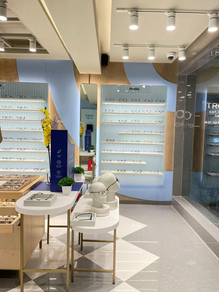 Optician Near me Lenskart in Flagship Store Greater Kailash 2