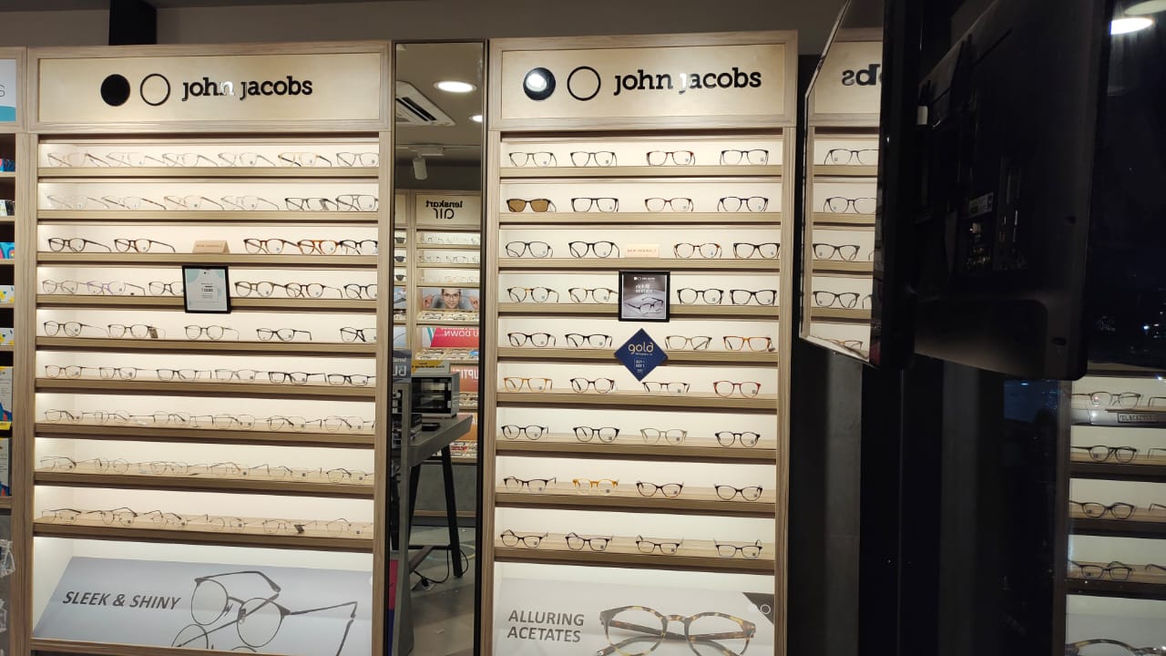 Optician Near me Lenskart in Durgapuri