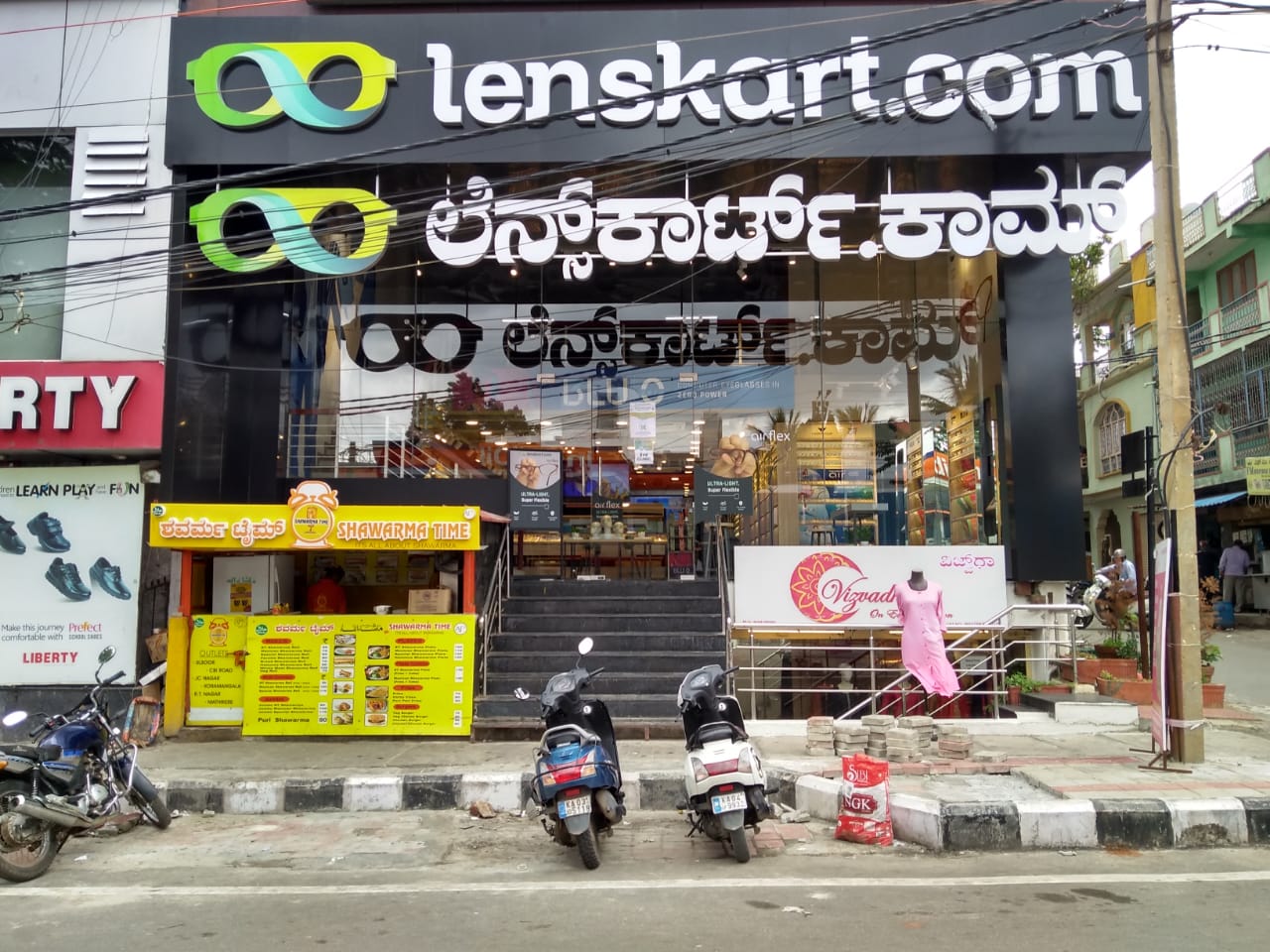 Lenskart karnataka Optician near me